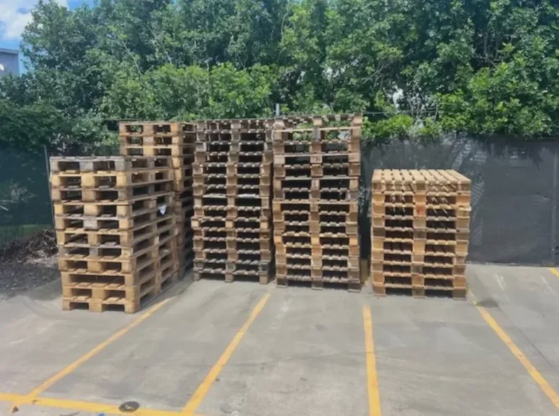 Free Pallets in Hemmant