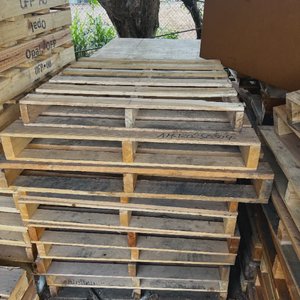 Free Timber Pallets in Eagle Farm