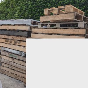 Free Pallets in Darra