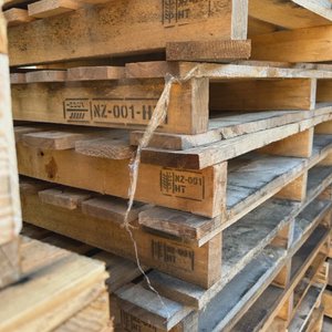 Free Pallets in Bulimba