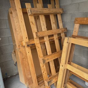 Pallets in Macgregor, QLD 4109