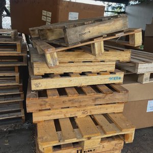 Free Timber Pallets in Eagle Farm
