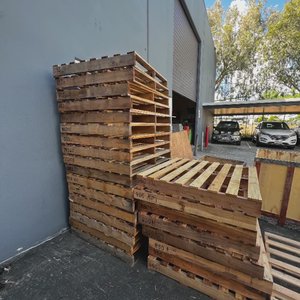 Free Timber Pallets in Eagle Farm