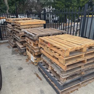 Free Pallets in Yatala